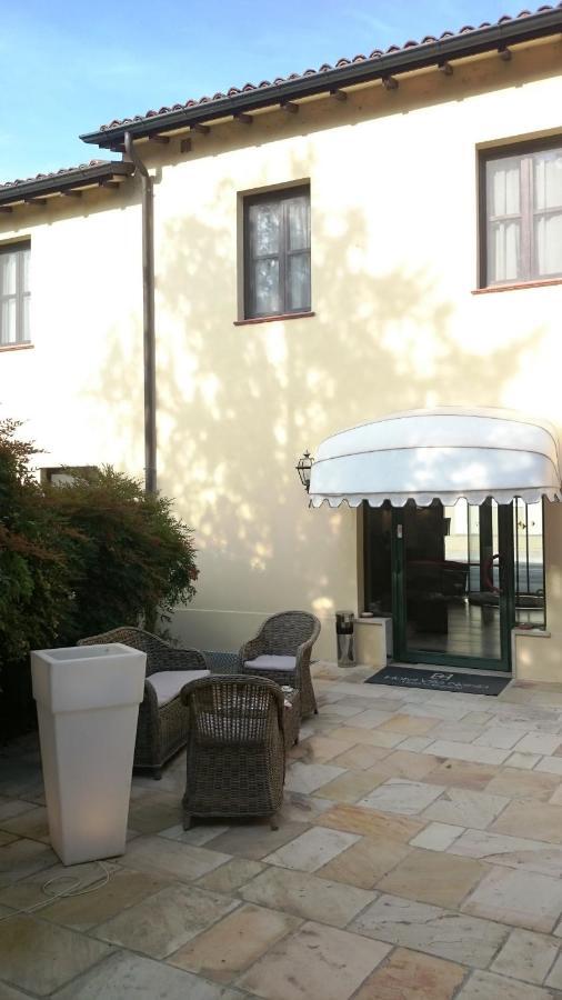 Hotel Villa Nabila Reggiolo Zewnętrze zdjęcie