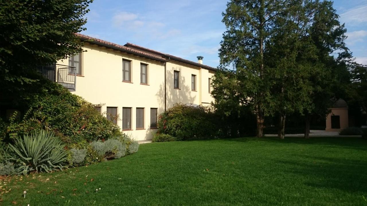 Hotel Villa Nabila Reggiolo Zewnętrze zdjęcie